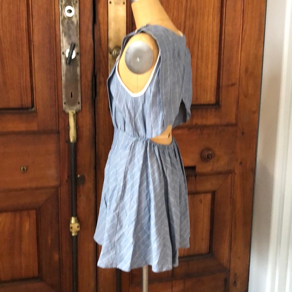 Line & Dot Blue Open Back Linen Dress Skater Sz.M - Picture 4 of 8
